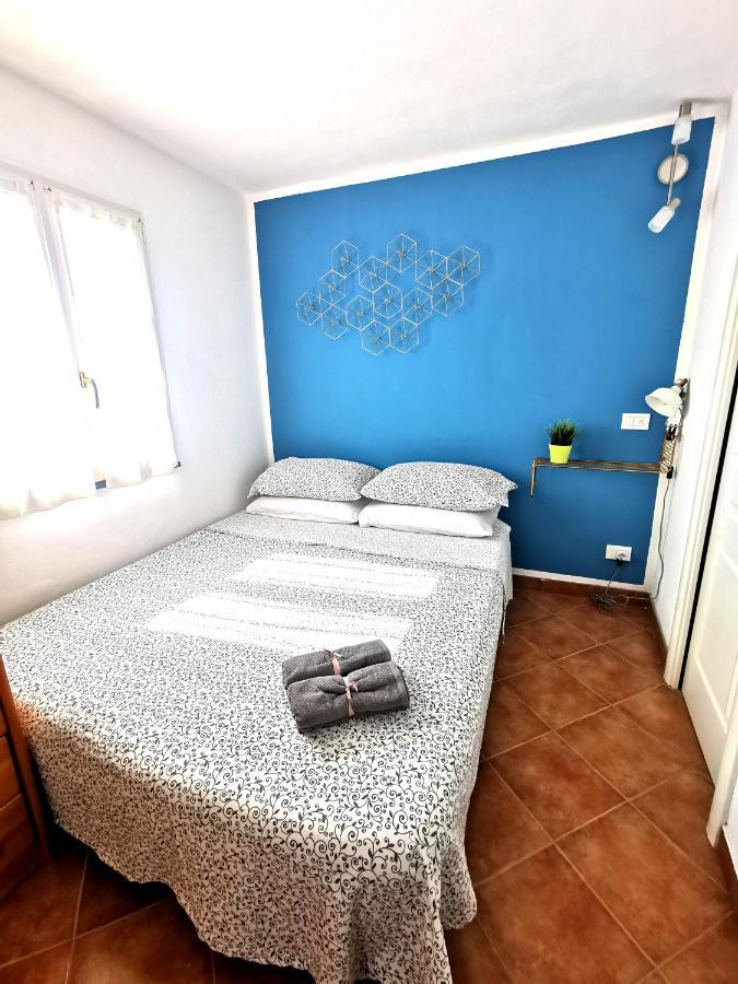 Cinque Terre Sea View Apartment เวอนาซซา ภายนอก รูปภาพ
