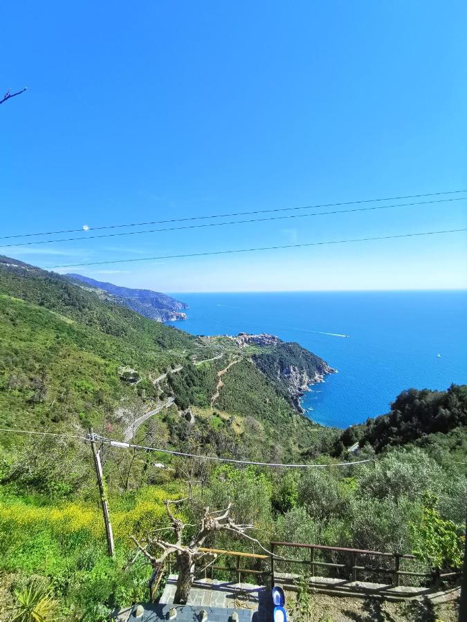 Cinque Terre Sea View Apartment เวอนาซซา ภายนอก รูปภาพ